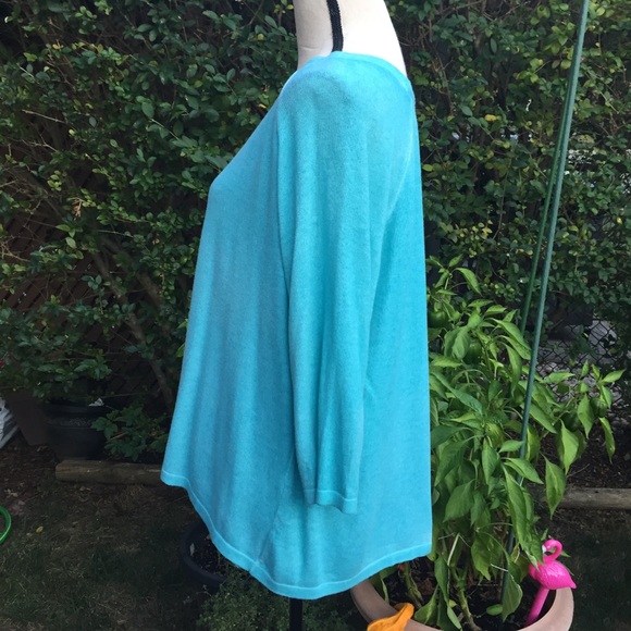 ANGEL Apparel Button-Back Scoop Neck Top, XL - Picture 4 of 5